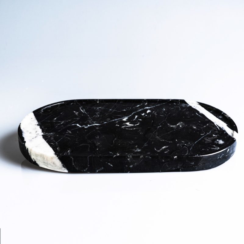 plate-black-oval-marble-mono.rocks